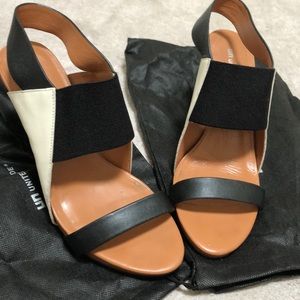 Great used condition. United Nude